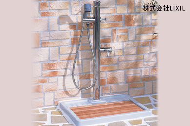 外でもお湯が使える「屋外用多目的防水パン」