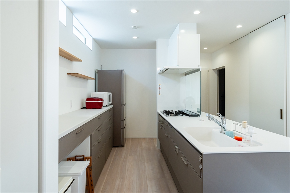 家事動線と採光の理想をかなえた快適な住まい