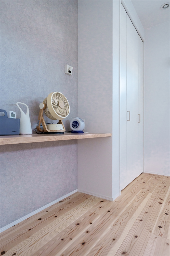 天竜スギの無垢床